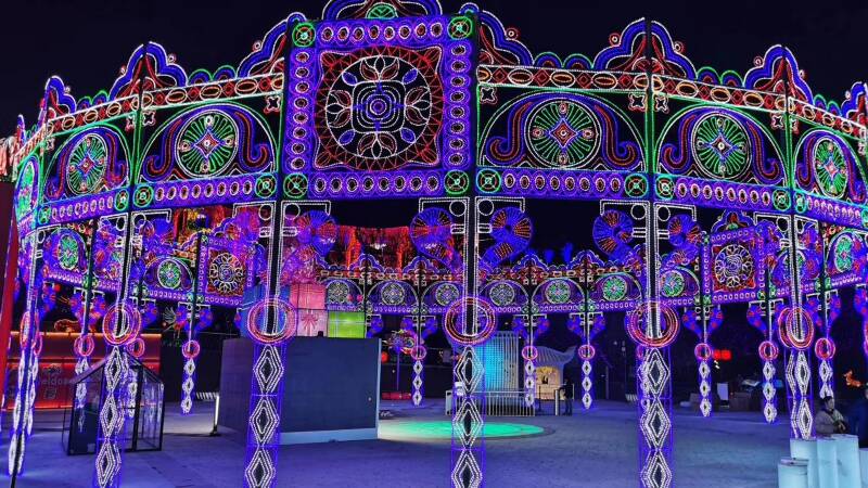 充分发挥灯光的美观和价值，帮助产品推广和引流